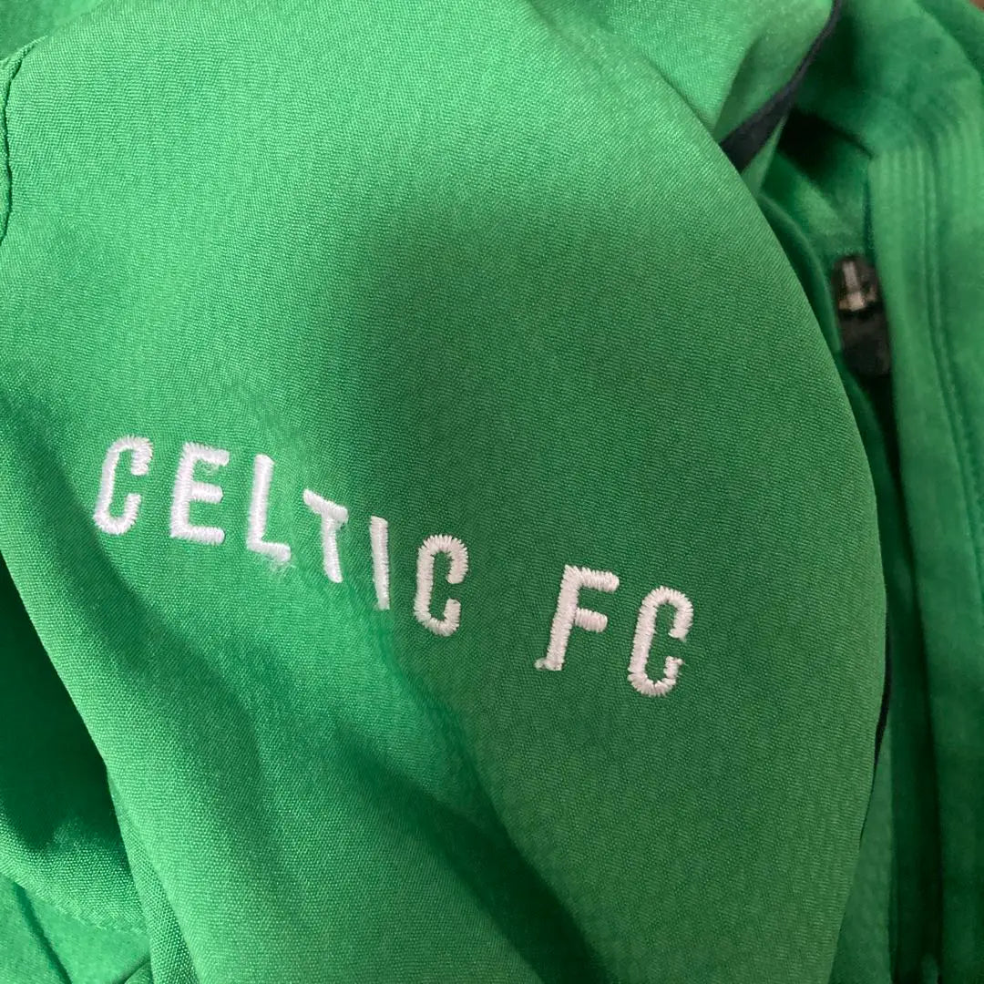 NIKE Celtic Nylon Jacket Soccer Y2K Blouson