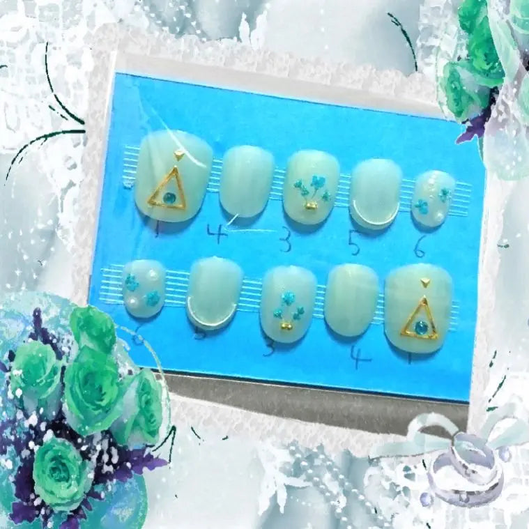 [Resale] No.177 Pressed Flower Nails Green x Light Blue All sizes available at great value! Color change