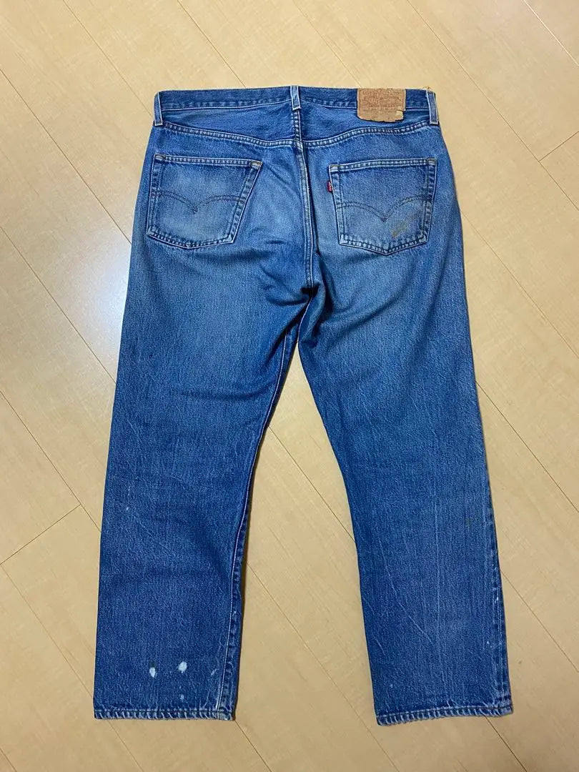 Levi's 501 Orejas rojas, dobladillo original, buen tamaño