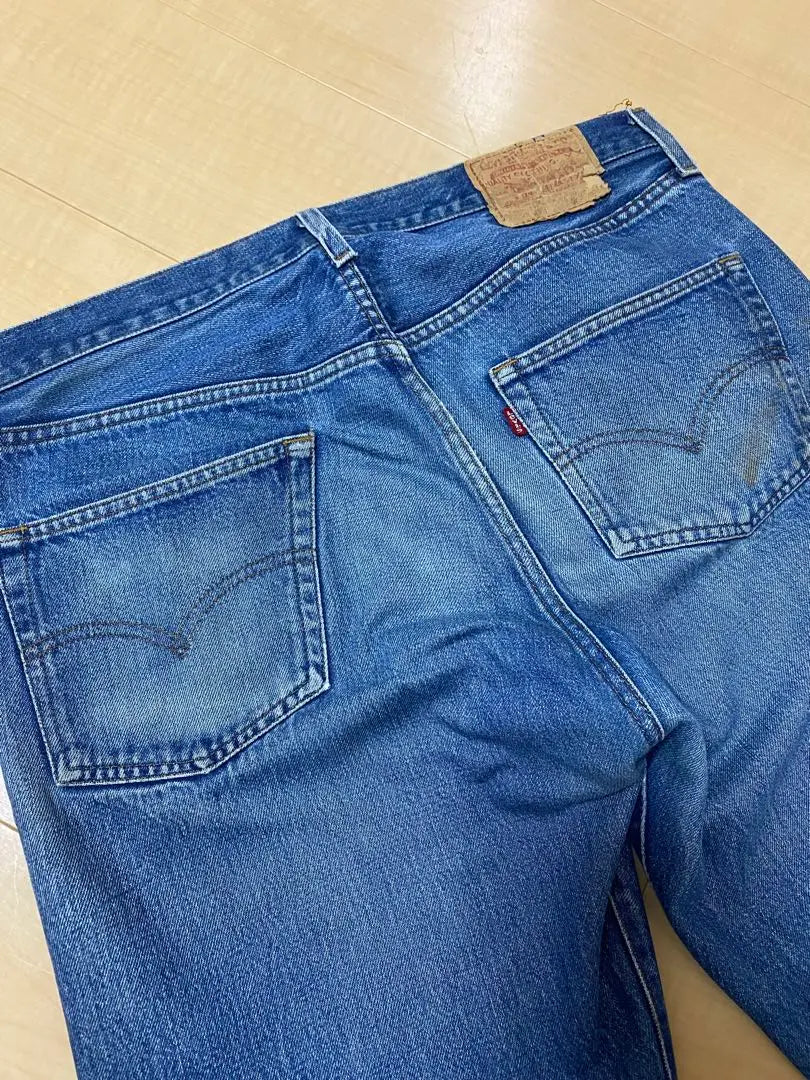 Levi's 501 Orejas rojas, dobladillo original, buen tamaño