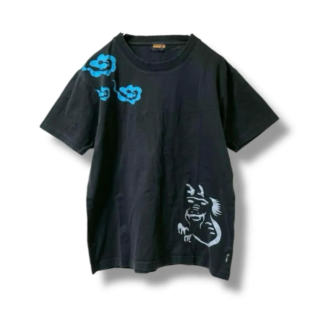 Com Saddomodomen Dragon Plenty Camiseta con cuello redondo (M) Individualidad masculina | コムサデモードメン ドラゴンプリントクルーネックTシャツ(M)メンズ 個性派