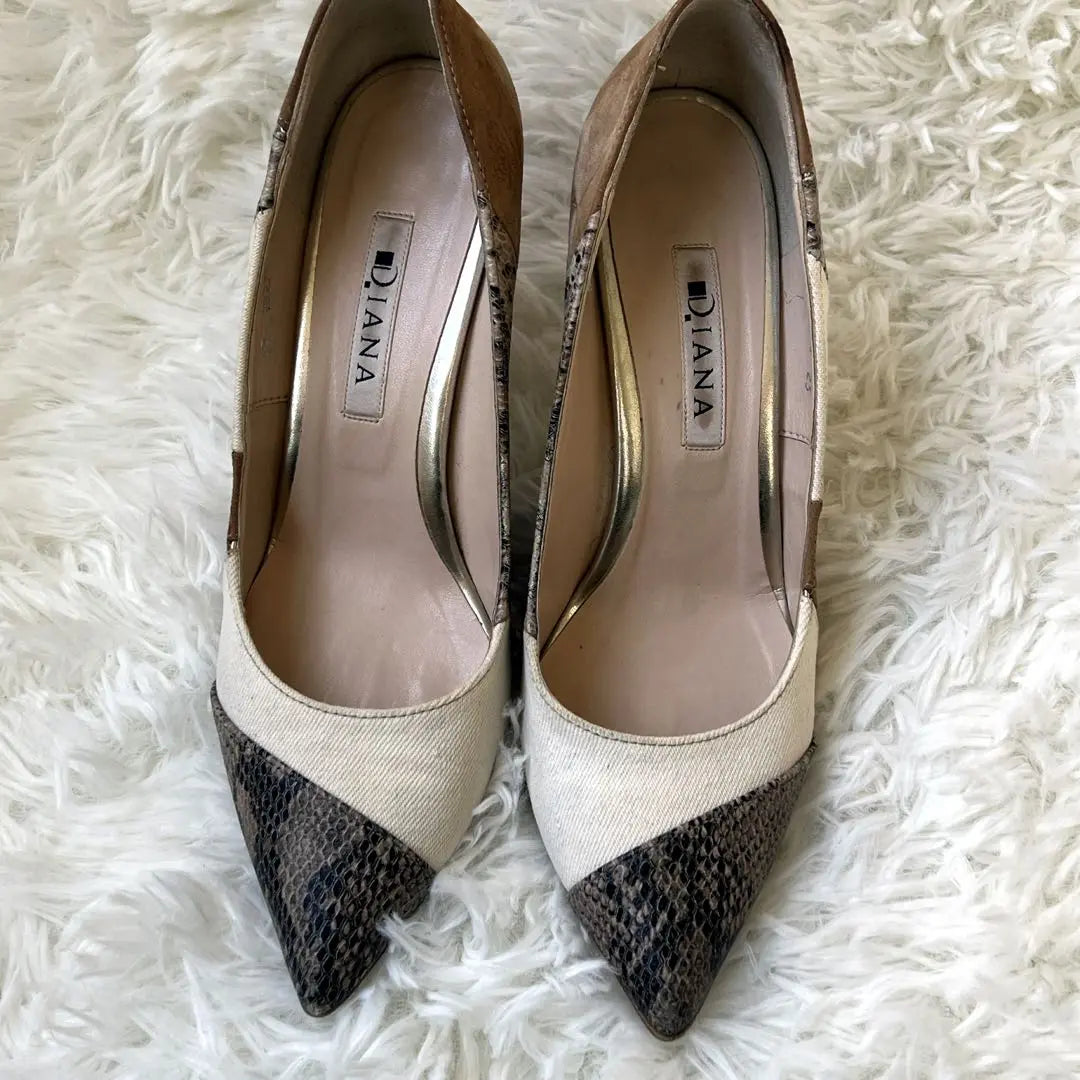 ☆Good condition☆ Diana pumps, canvas, snake river pattern, python, high heels