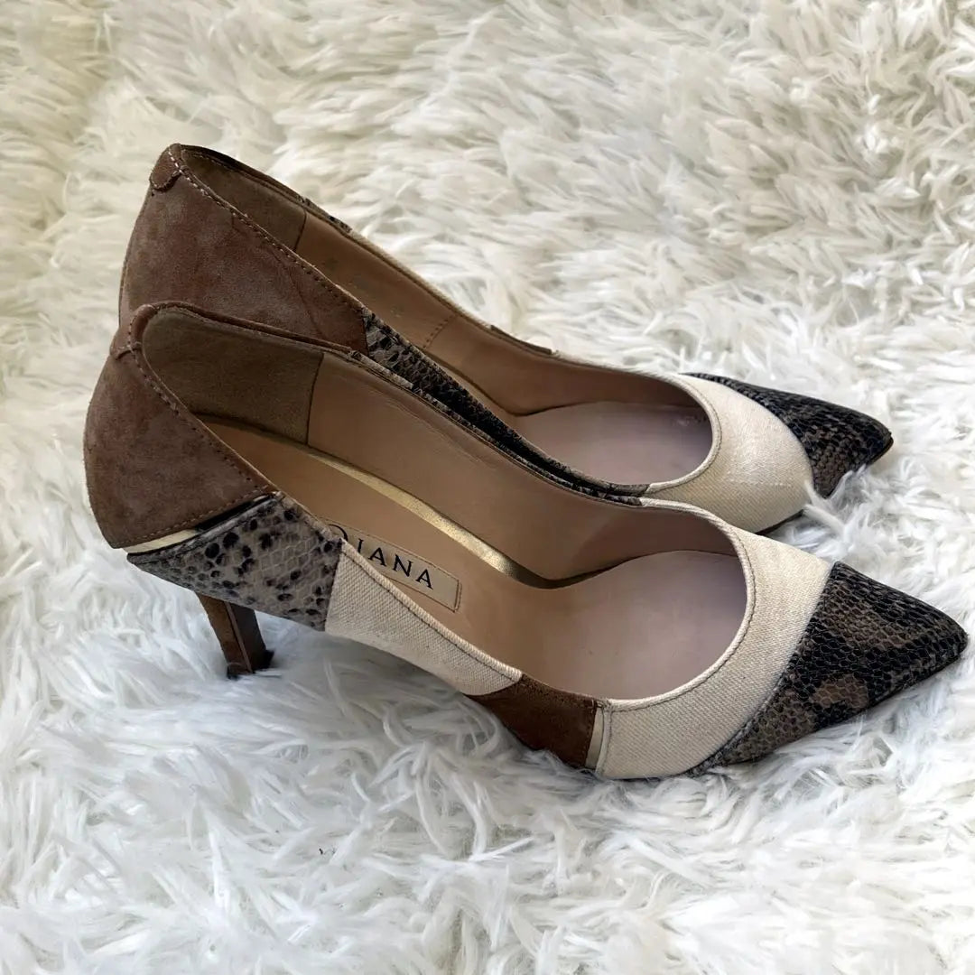 ☆Good condition☆ Diana pumps, canvas, snake river pattern, python, high heels