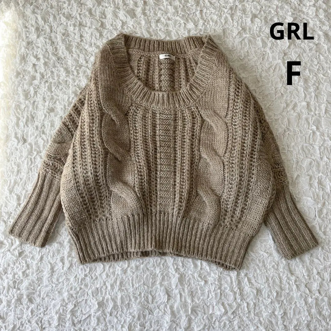 Good condition Grail Oversized Dolman Sleeve Cable Knit Sweater (F)