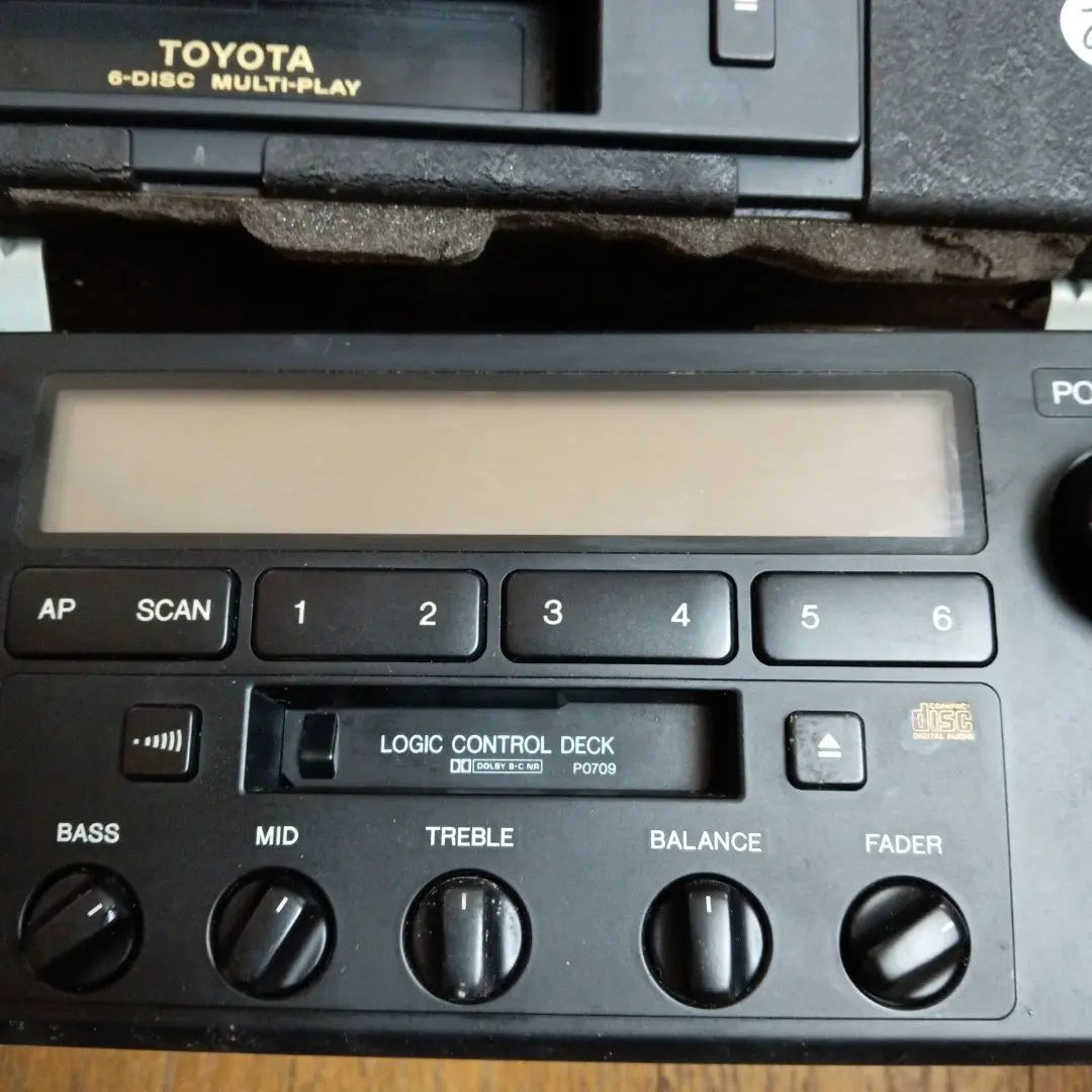 UCF20 Celsior Early Model Genuine Deck/Genuine CD Changer TOYOTA