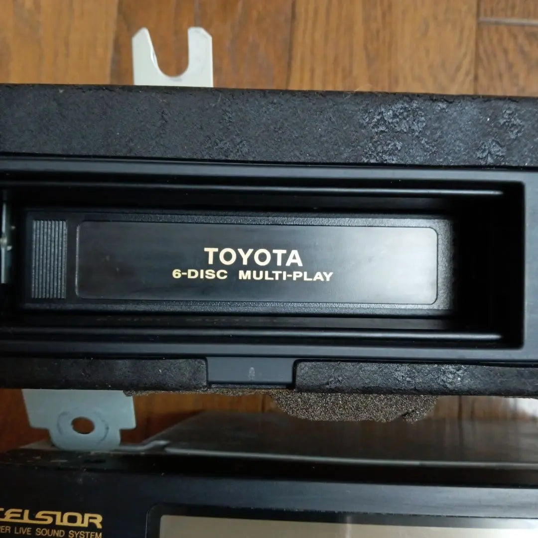 UCF20 Celsior Early Model Genuine Deck/Genuine CD Changer TOYOTA