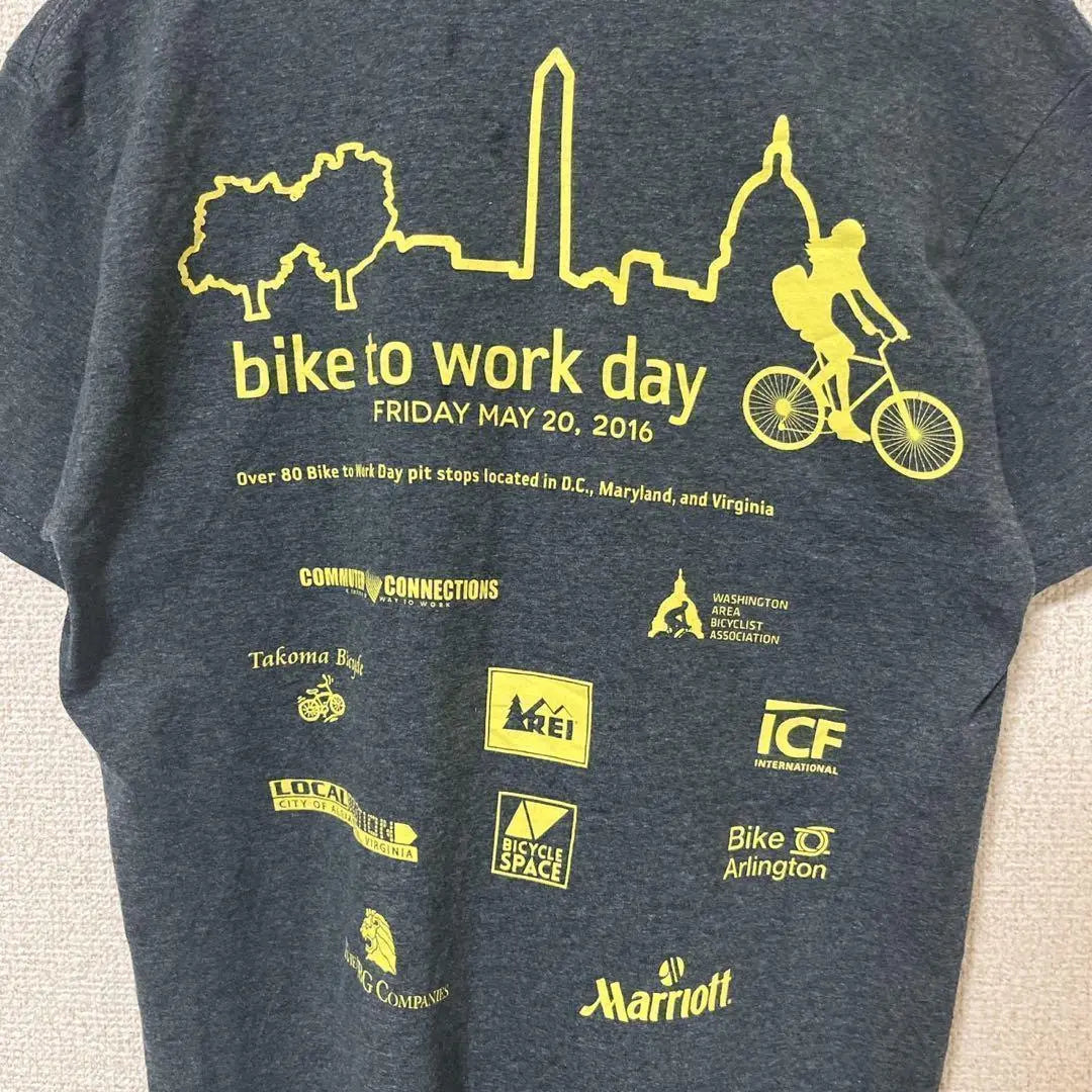 Camiseta con estampado de doble cara Gildan Bike to Work Day de GILDAN