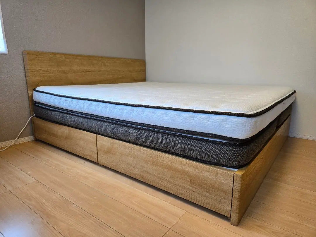 N-sleep Queen Mattress with Bed Frame