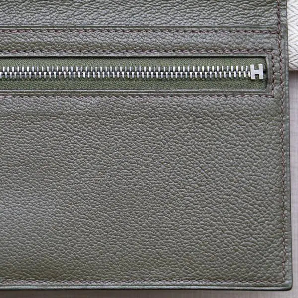 [Good condition] Hermes Bean Souffle Long Wallet Lizard Silver Genuine Product