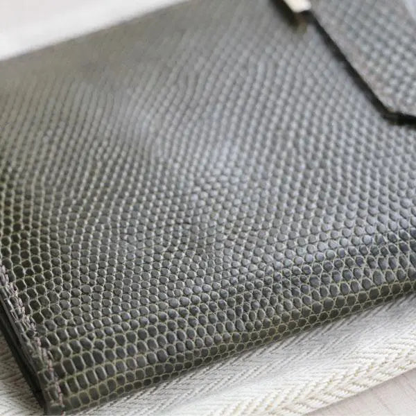 [Good condition] Hermes Bean Souffle Long Wallet Lizard Silver Genuine Product