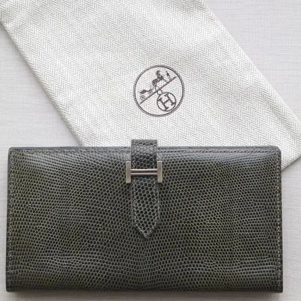 [Good condition] Hermes Bean Souffle Long Wallet Lizard Silver Genuine Product