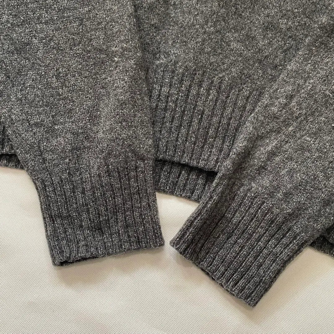 UNIQLO [S] UNIQLO LAMBSWOOL V-neck sweater long sleeve MENS