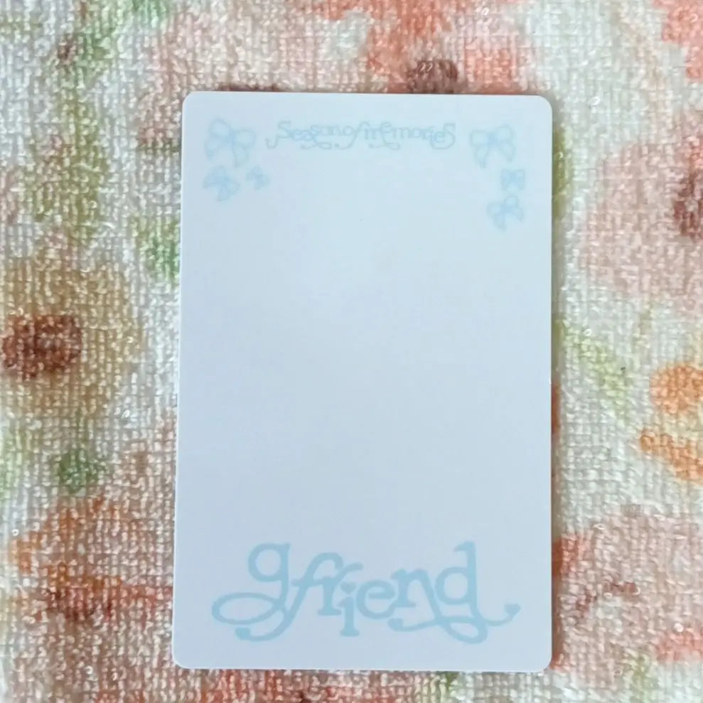 Tarjeta coleccionable de GFRIEND Una