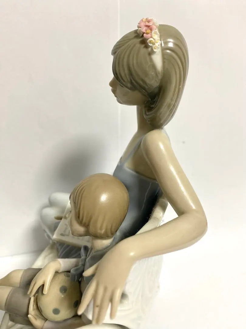 LLADRO 5721 Once Upon a Time