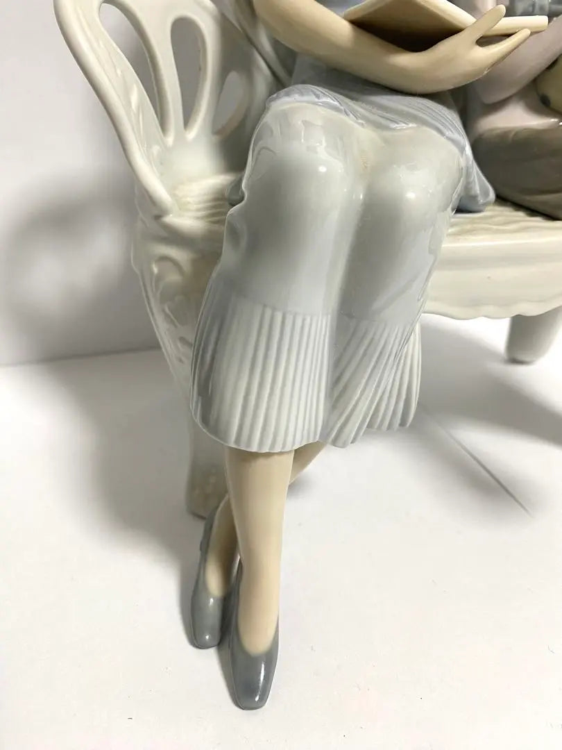 LLADRO 5721 Once Upon a Time