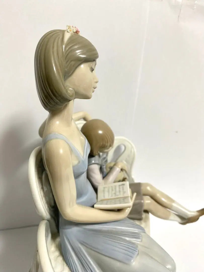 LLADRO 5721 Once Upon a Time