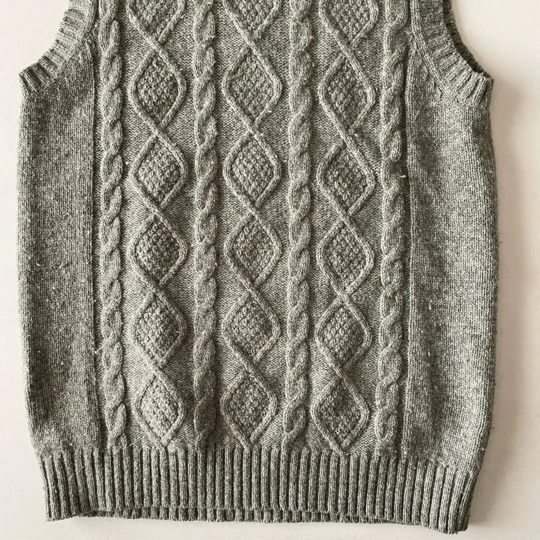 *Suka Global Work Grey Cable Knitted Vest