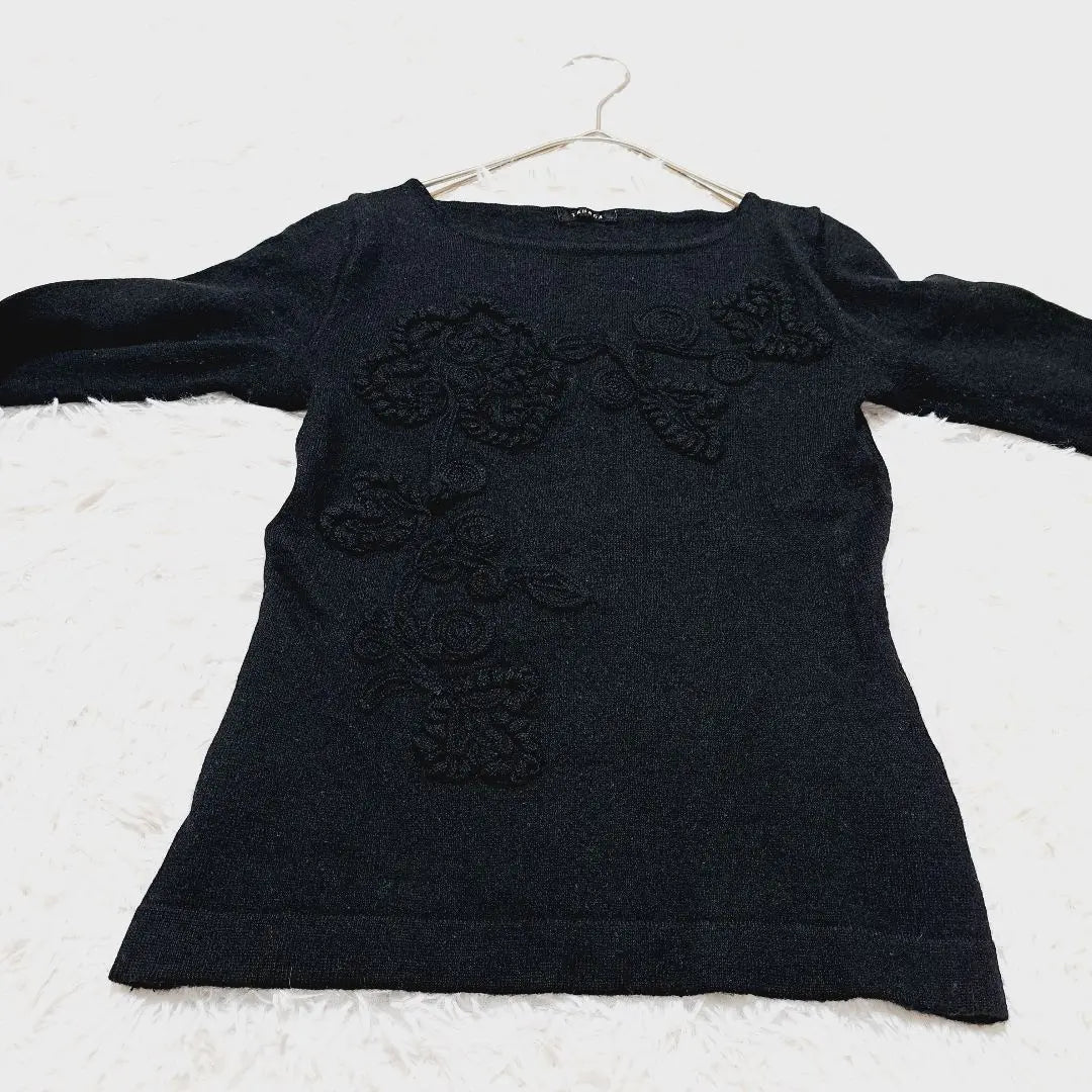 [TABASA] TABASA Wool 100 Knit Sweater Black Embroidered Pattern | 【タバサ】TABASA　ウール100ニットセーター　黒　ブラック　刺繍模様