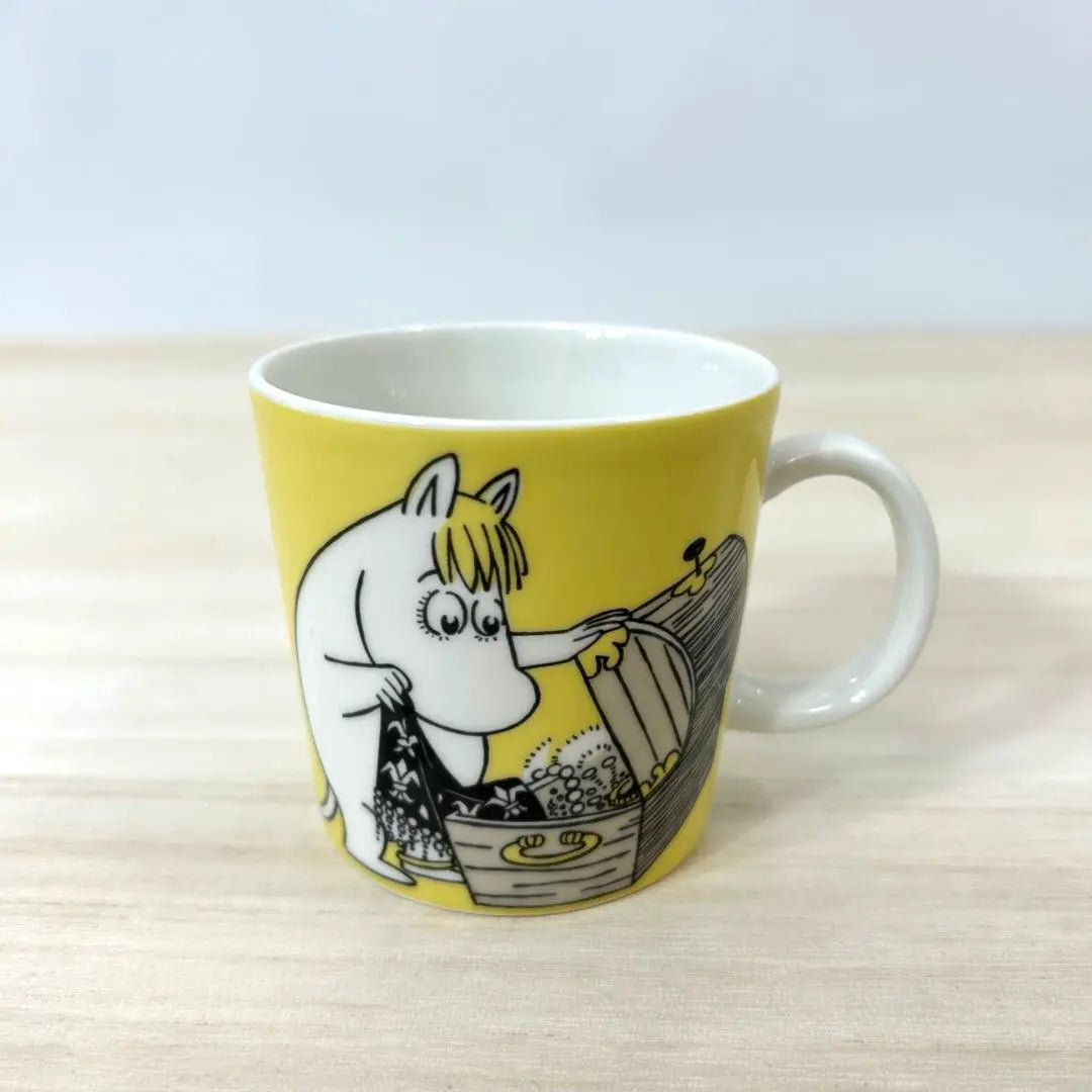 Unused Moomin Mug Arabian Old Logo