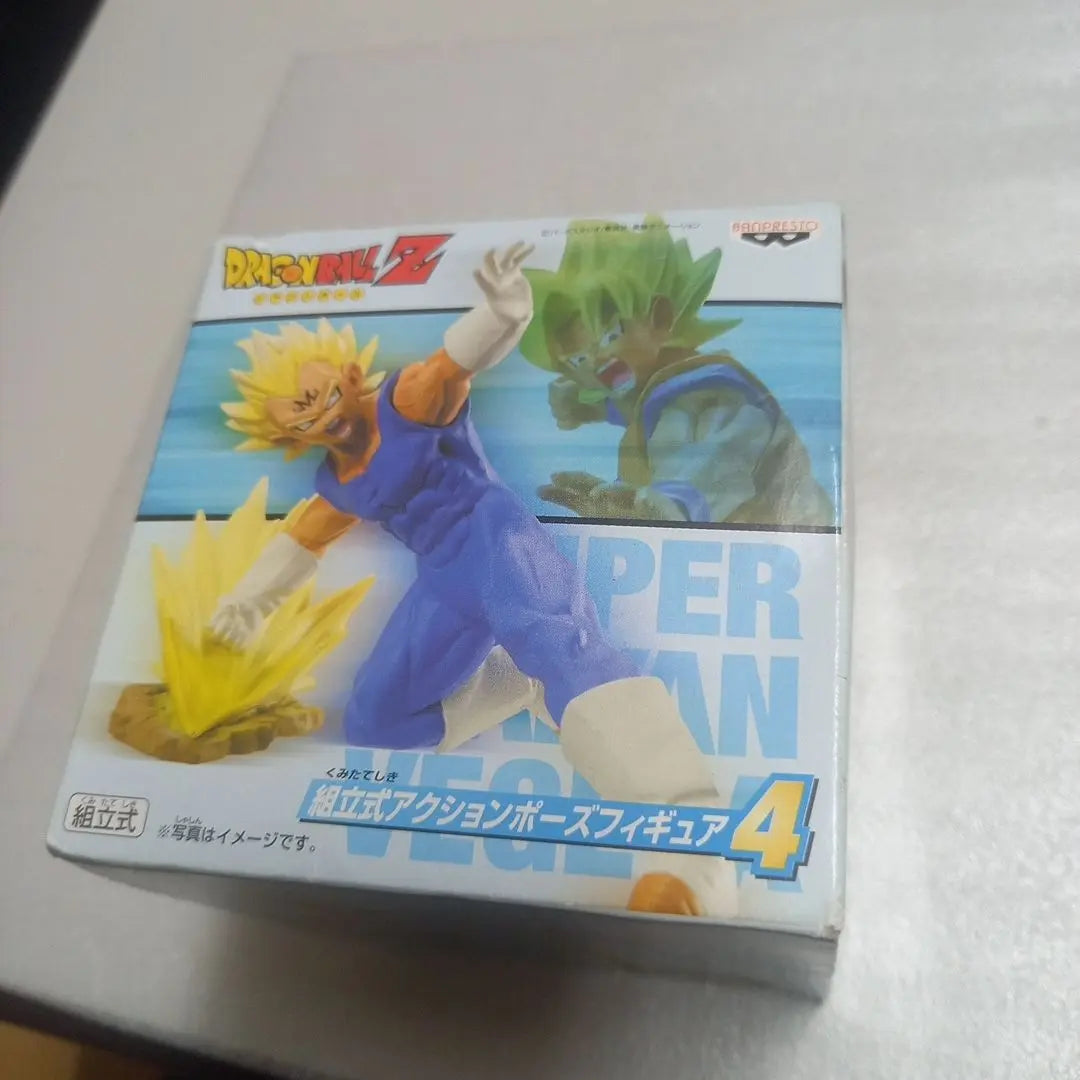 Artículos y figuras de personajes de Dragon Ball 28 piezas + 3 juegos adicionales