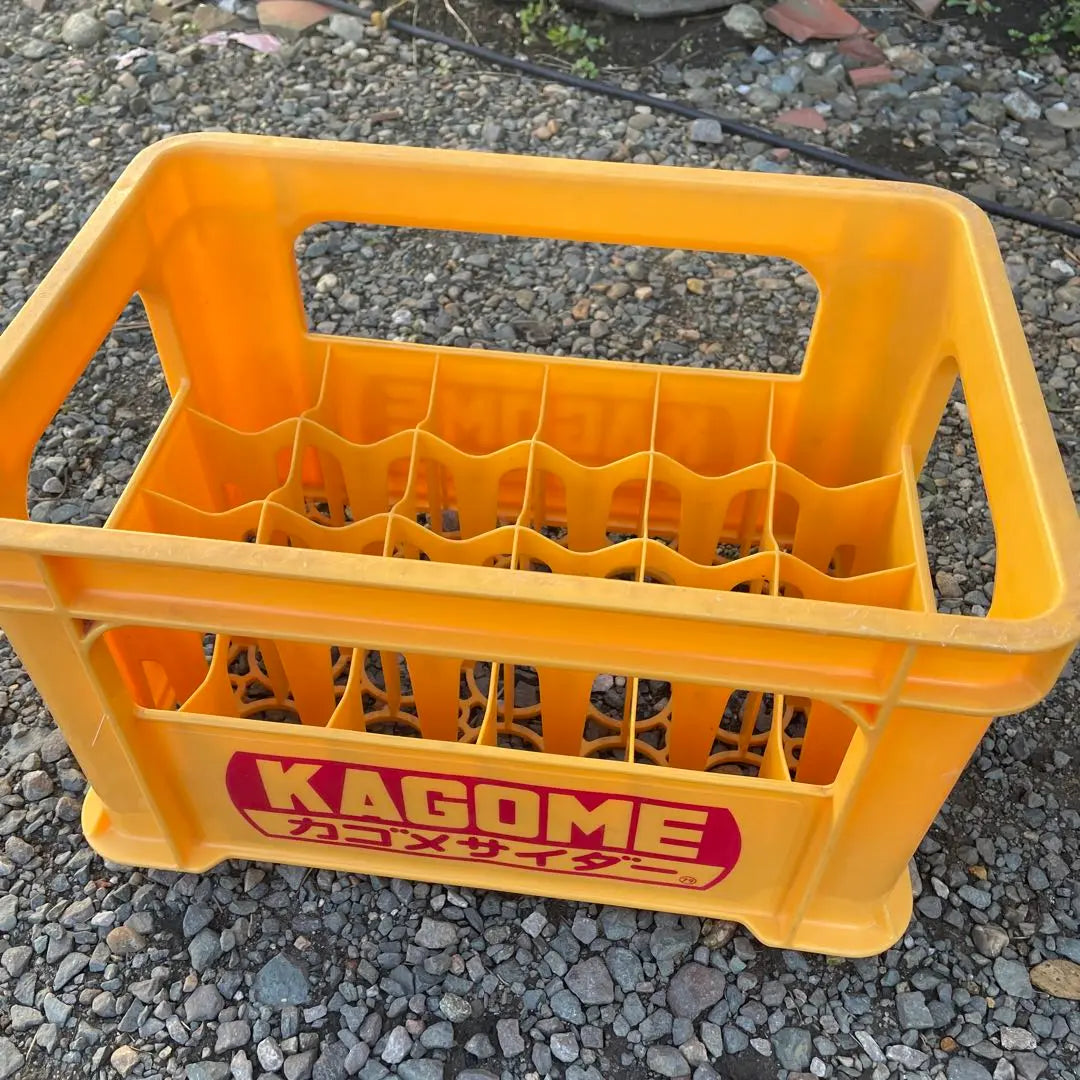 KAGOME Yellow Plastic Carry Case Cider Case Showa Retro