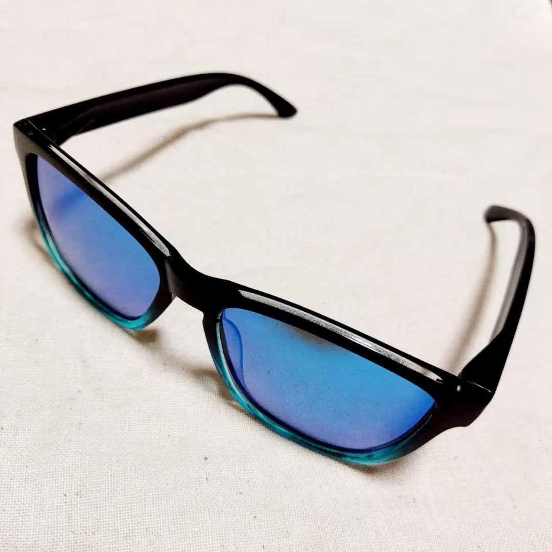 New *UV400 *Lightweight *Blue mirror Gradient *Sunglasses *Black *