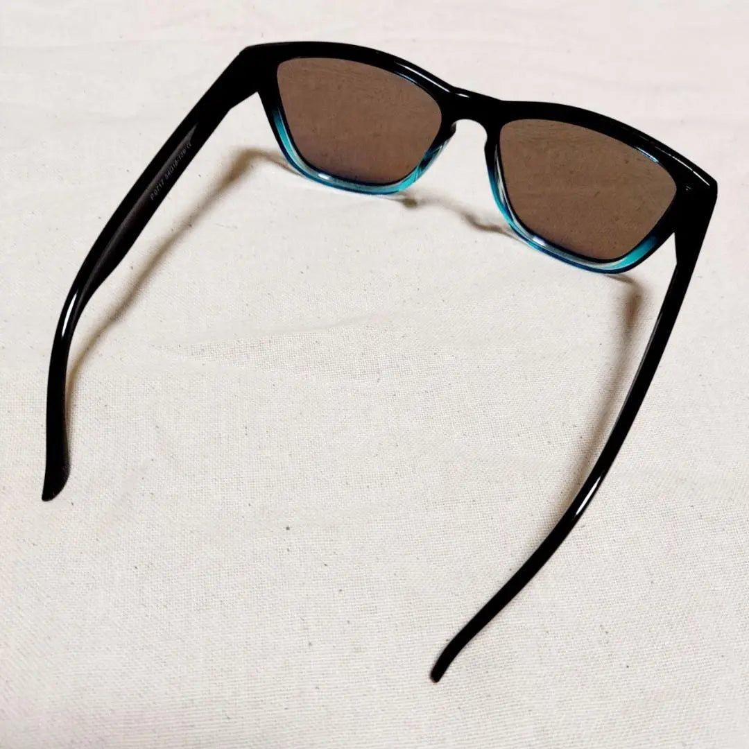 New *UV400 *Lightweight *Blue mirror Gradient *Sunglasses *Black *