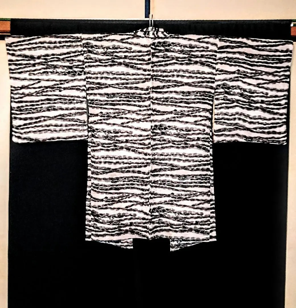 Ivory/Horizontal stripes♥Retro Modern◆Long Haori