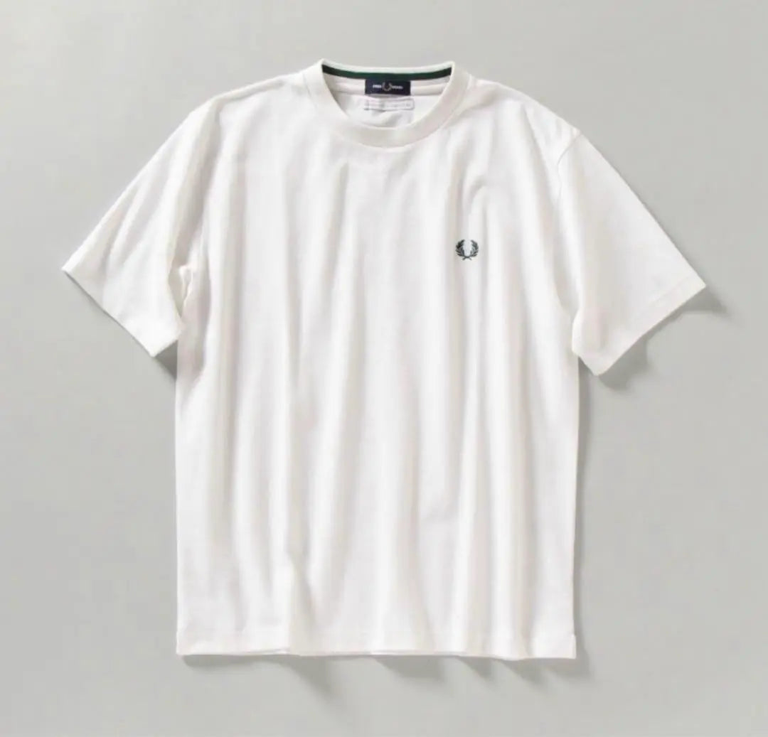 FRED PERRY Embroidered Short Sleeve T-shirt White S