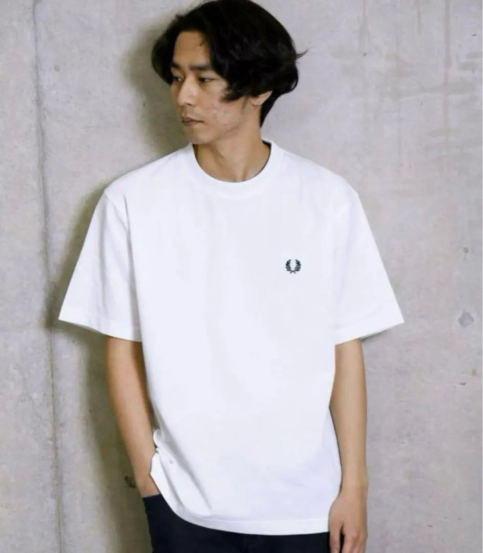 FRED PERRY Embroidered Short Sleeve T-shirt White S