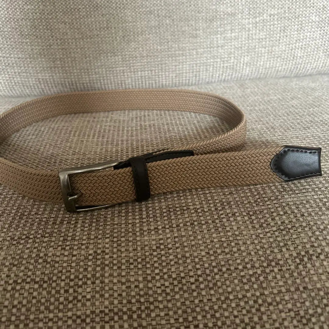 Original stretch belt that can be fastened in any position