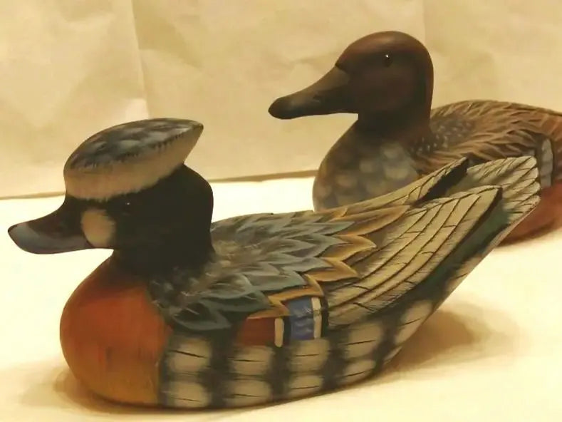 Camo figurine pair couple