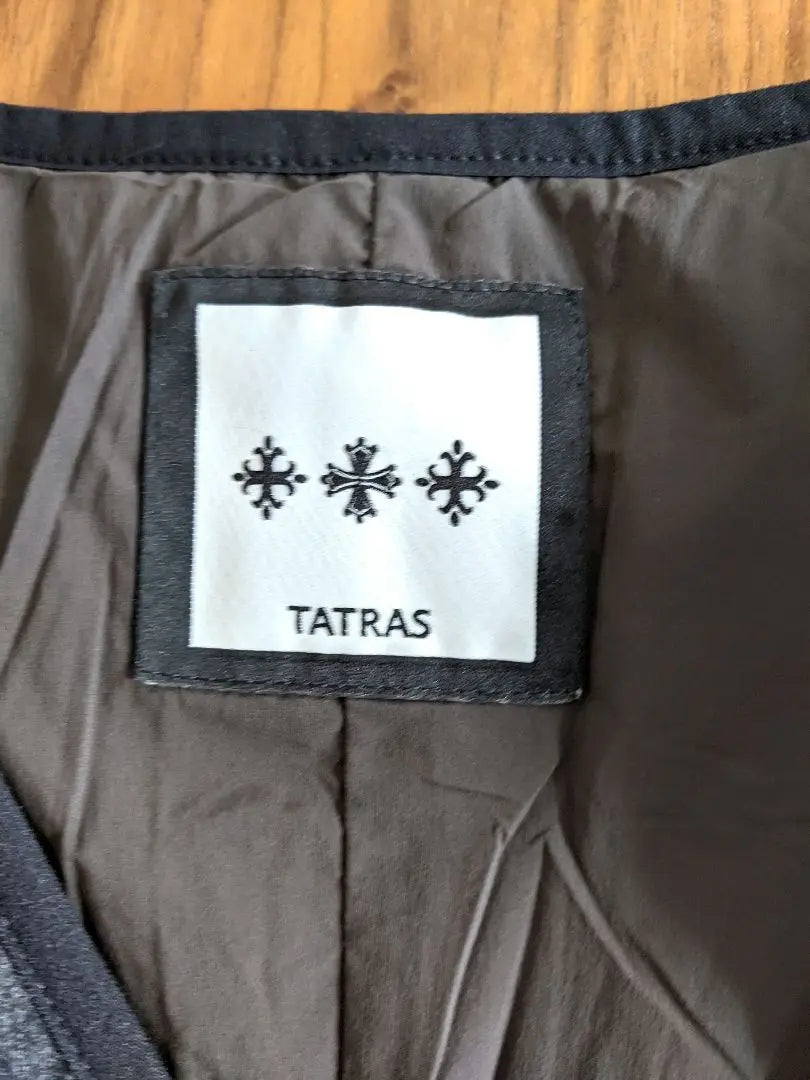 [Beautiful goods] Made in Polish ☆ Tatras TATRAS Downbest Charcoal Gray | 【美品】ポーランド製☆タトラス TATRAS ダウンベスト チャコールグレー