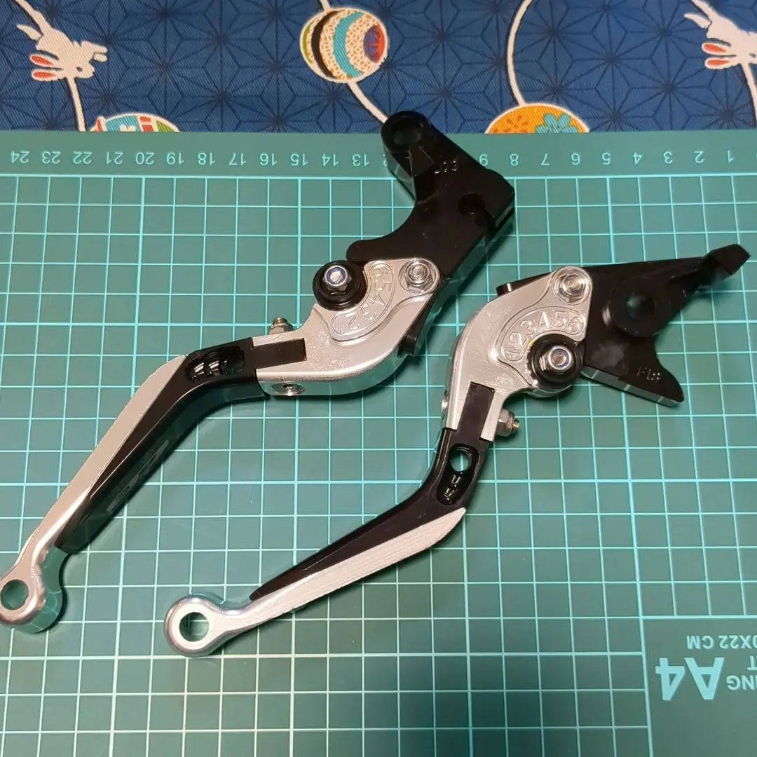 6 -step adjustment aluminum brake clutch lever silver+black | 6段階調整 アルミブレーキ クラッチ レバー シルバー+ブラック