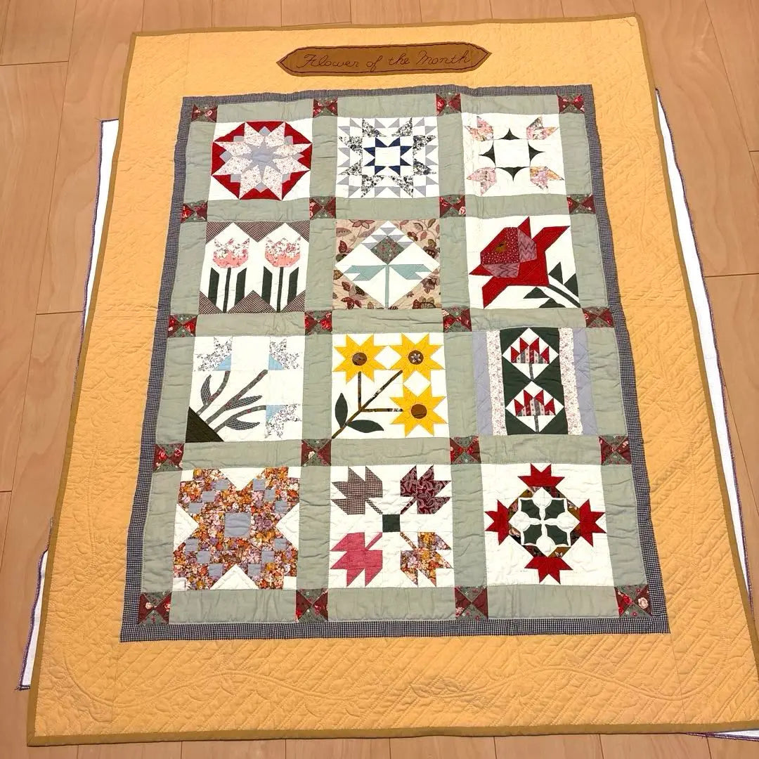 Tapiz de flores de patchwork hecho a mano, alto aprox. 132 cm x ancho aprox. 104 cm