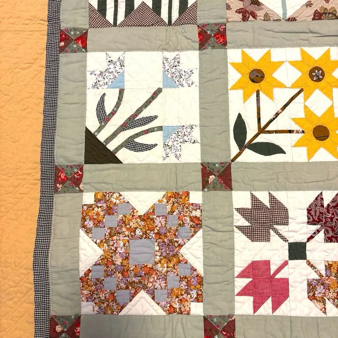 Tapiz de flores de patchwork hecho a mano, alto aprox. 132 cm x ancho aprox. 104 cm