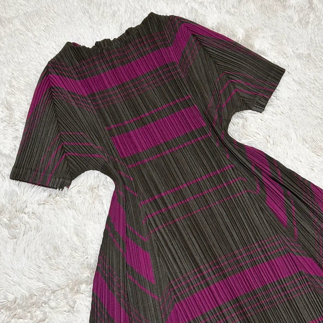 Pleats Please Issey Miyake Short sleeve All-over pattern Geometric pattern weave Dress