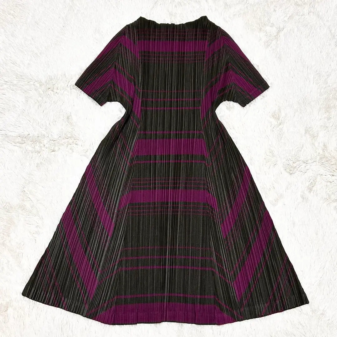 Pleats Please Issey Miyake Short sleeve All-over pattern Geometric pattern weave Dress