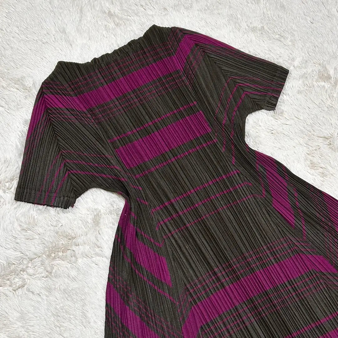 Pleats Please Issey Miyake Short sleeve All-over pattern Geometric pattern weave Dress