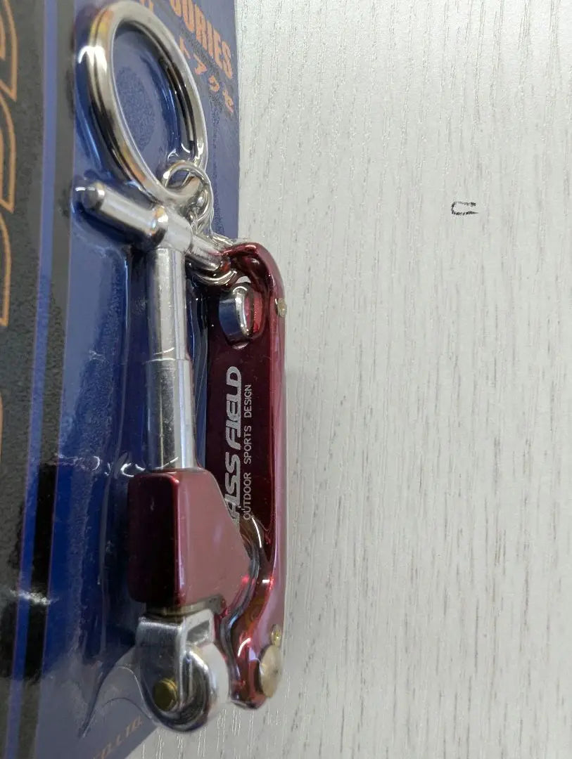 [Kick skater (new and unused)] Around 2000 Aluminum keychain Red and Silver