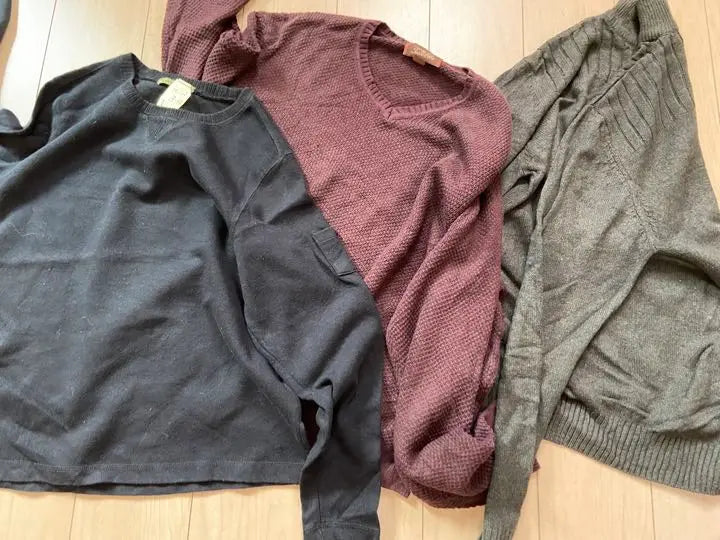 Sweat knits for sale in 10 American vintage clothing items