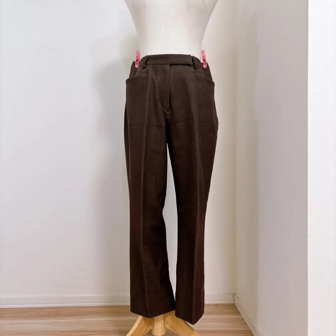 Victoria and Albert Made in Japan Formal, elegant, cropped slacks