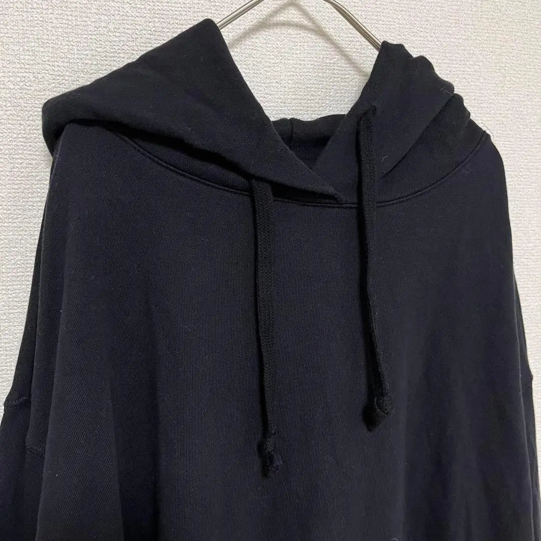 Parka corta con capucha y capucha UNIQLO (talla L) Yuru Kaji negra a0279