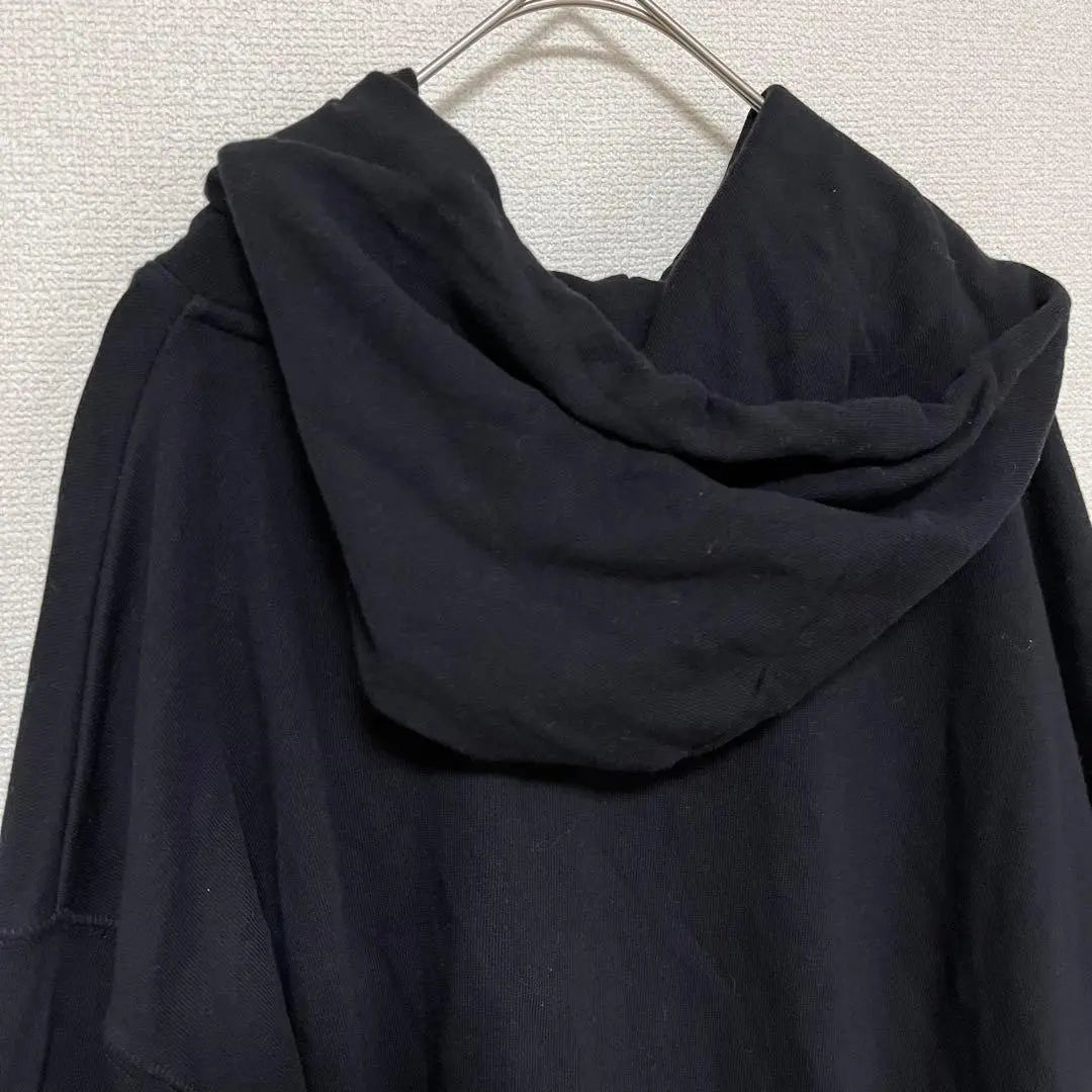 Parka corta con capucha y capucha UNIQLO (talla L) Yuru Kaji negra a0279