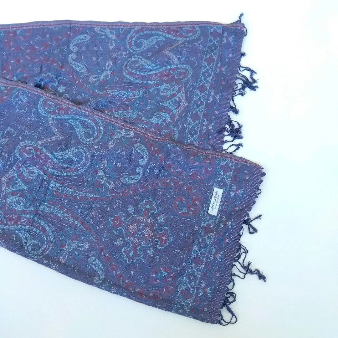 Good condition ✨Pashmina Paisley scarf Large stole High quality All-over pattern Fringe