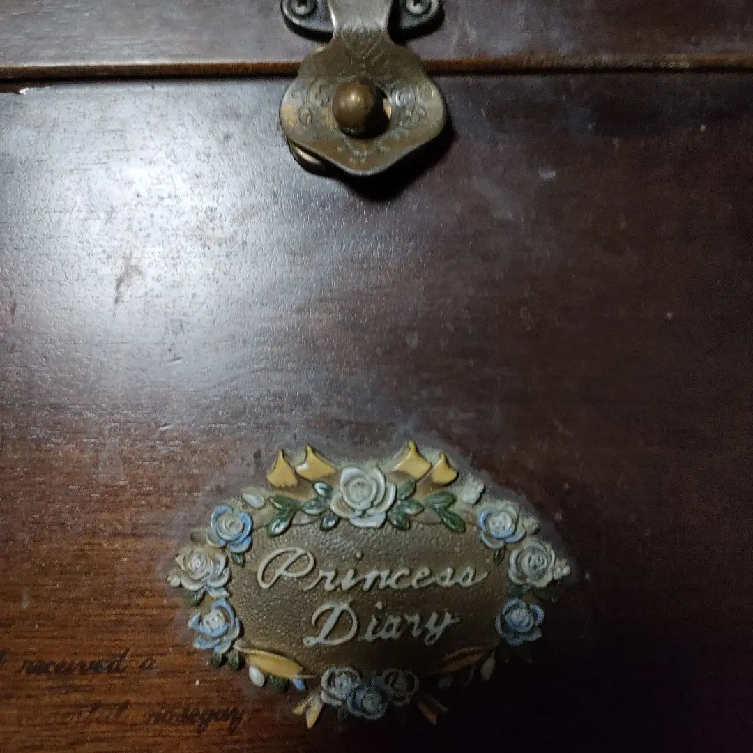 DIARIO DE PRINCESAS Caja de madera