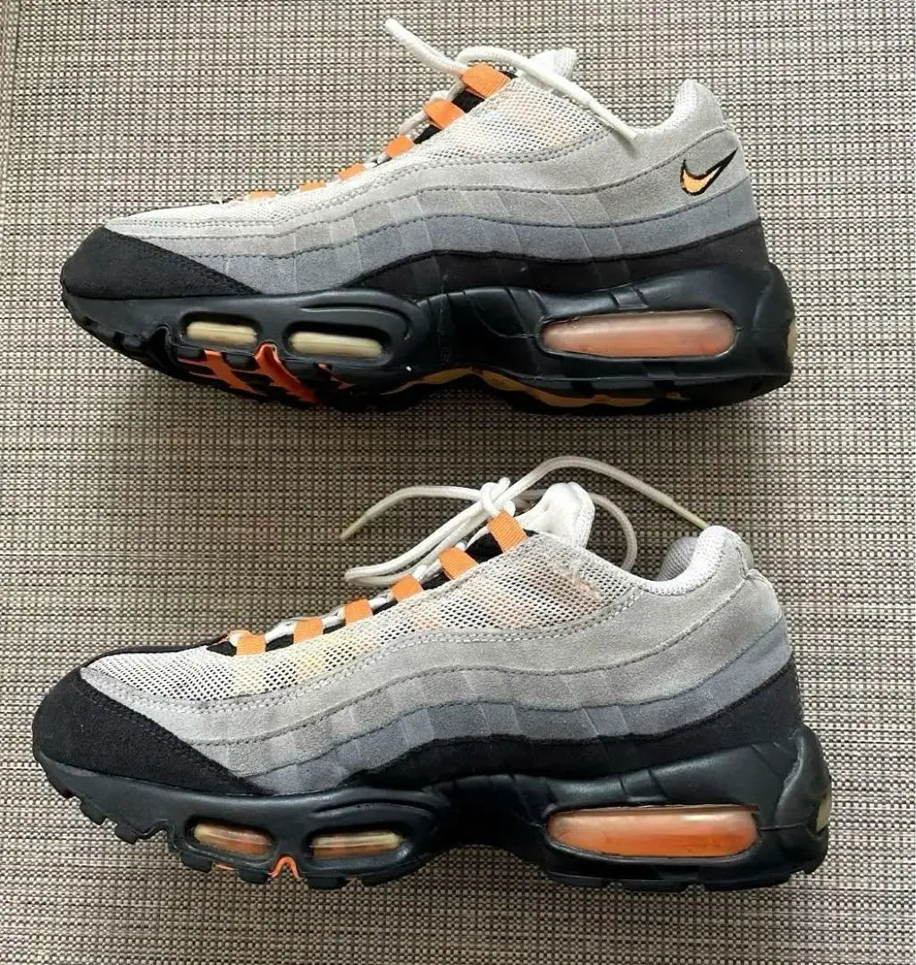 ★NIKE AIR MAX95 Blanco/Mandarín/Gris 27.0