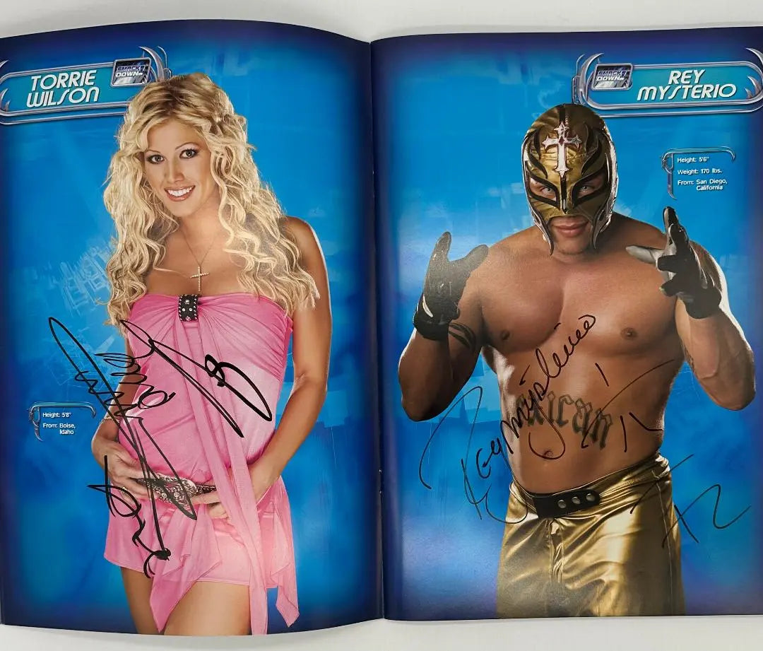 Folleto del Super Show de Pro Wrestling WWE 2005 firmado | プロレス WWE 2005 スーパーショー パンフレット サイン入り