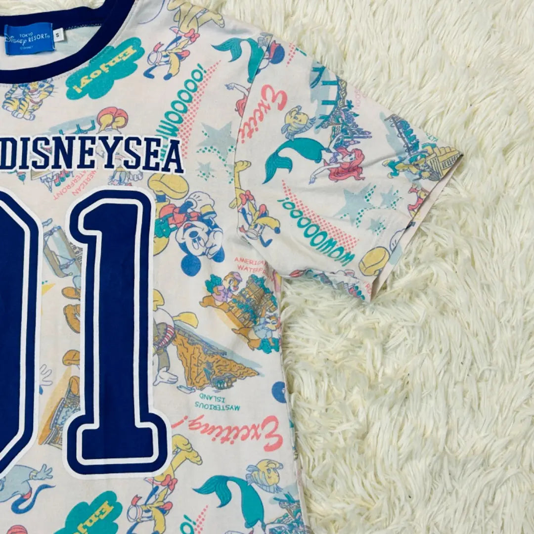 [Artículos populares] Camiseta con el personaje de Disney Sea de Disney Resort 01