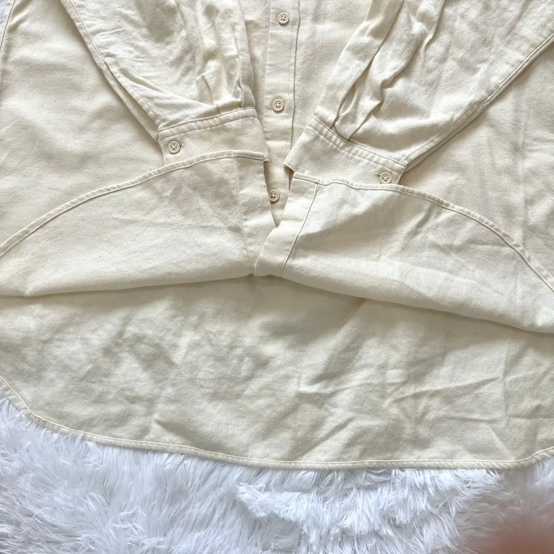 [Undy] Ivory 100% cotton long sleeve shirt L size